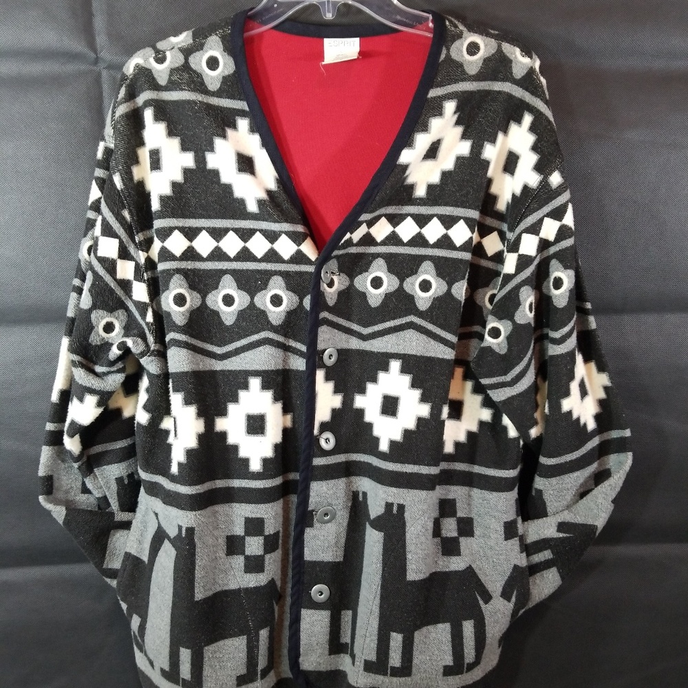 ESPIRT JACKET BLACK & WHITE AZTEC TRIBE DESIGN